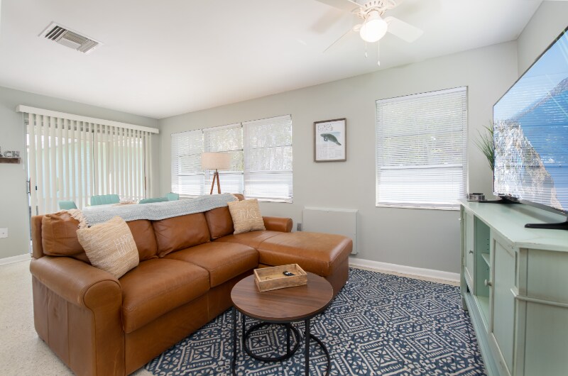 Building Photo - 620 SE 47th St