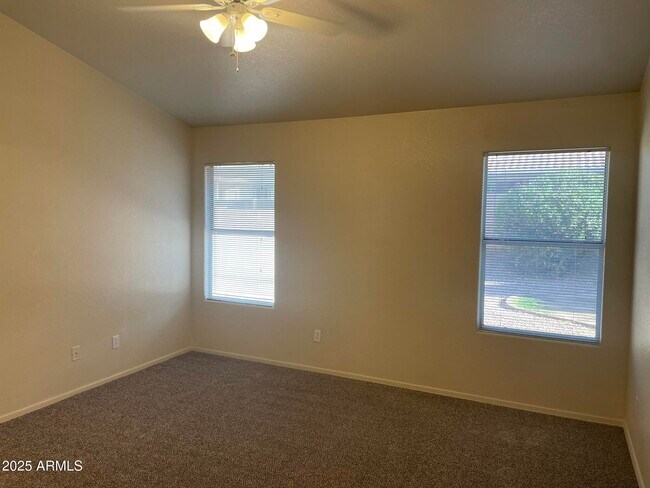 Building Photo - 7118 E Madero Ave