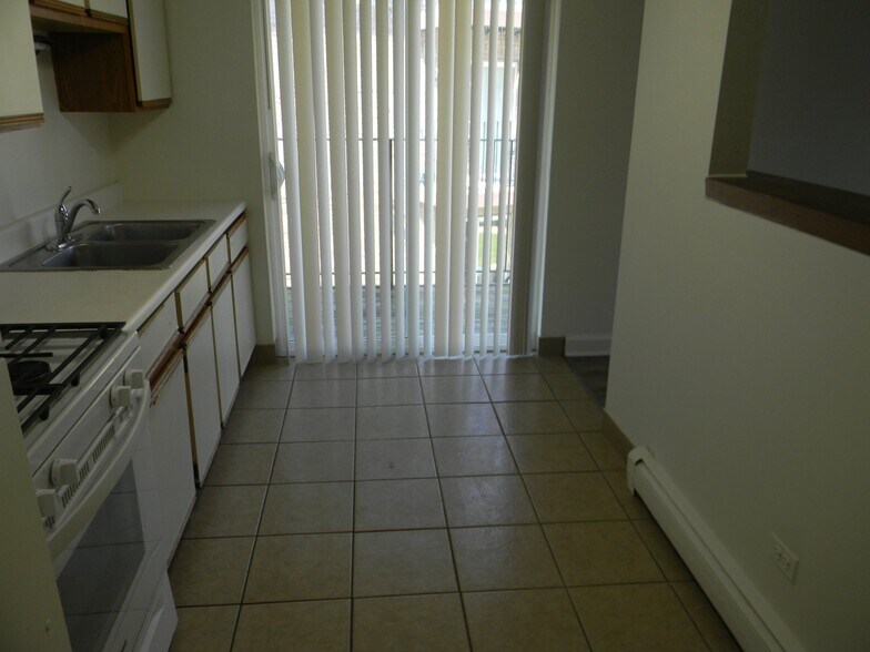 Building Photo - 1310 S Sir Galahad Ln