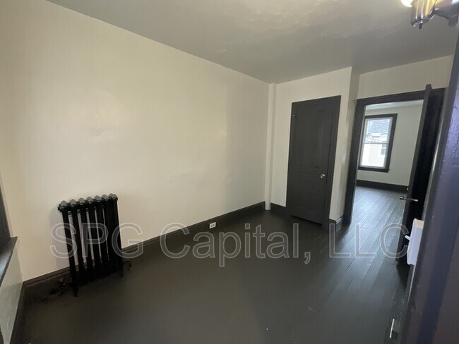 Building Photo - 649 W College Ave