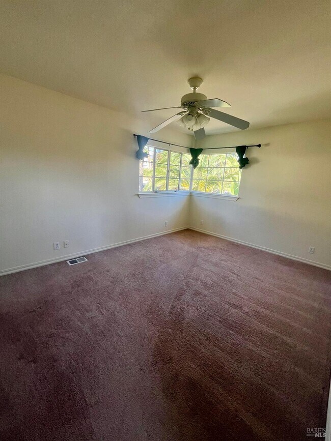 Building Photo - 160 E J St