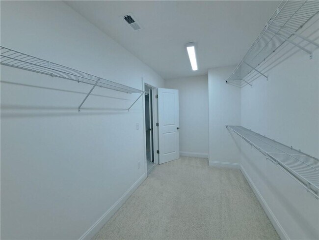 Building Photo - 1104 Hemingford Way