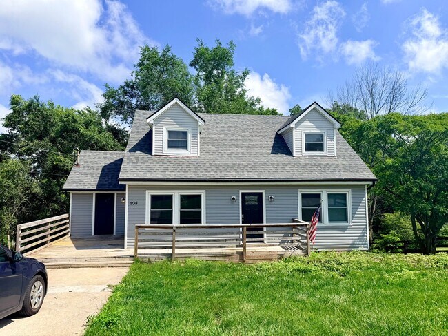 Building Photo - 938 Mule Shed Ln
