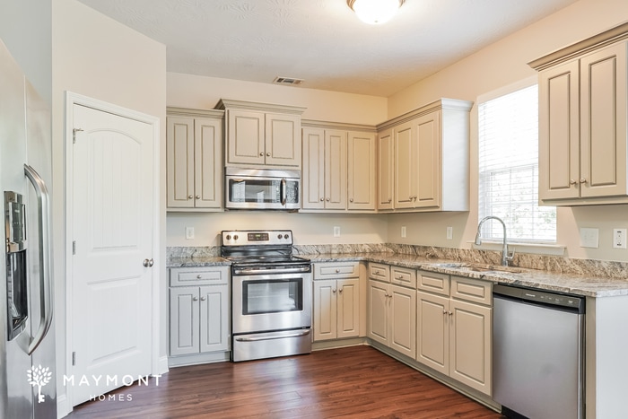 Building Photo - 112 Oliver Hardy Ct