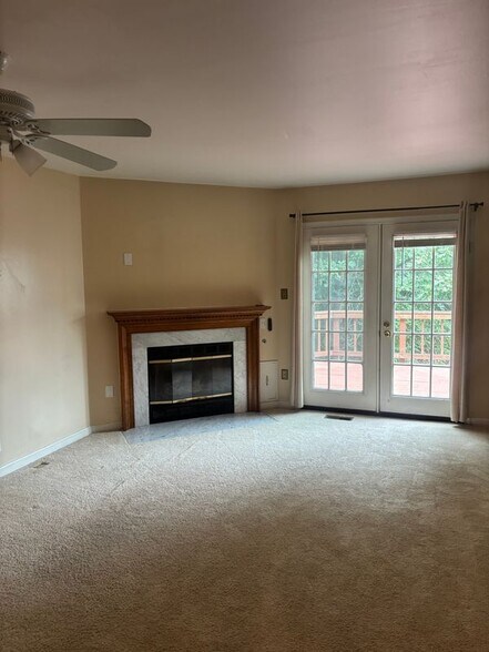 Building Photo - 3961 Conquest Ct