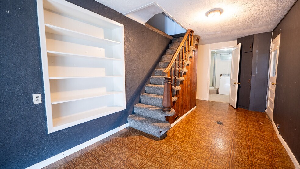 Building Photo - 514 Minnie Ave