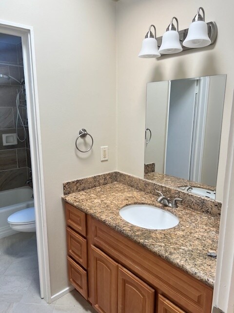 Building Photo - 880 Larkspur Dr