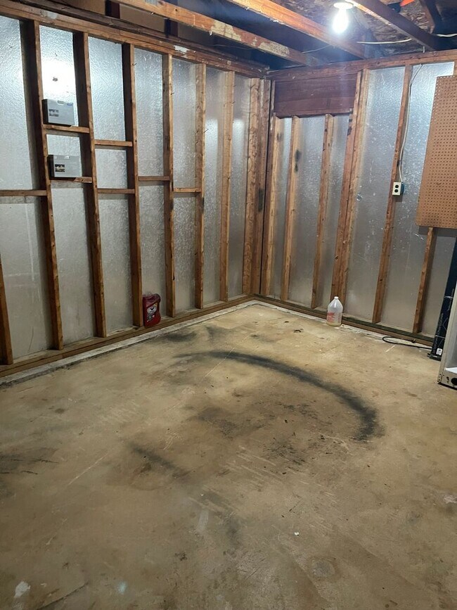 Building Photo - Single Family in Bear