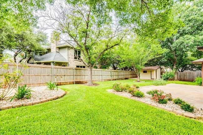 Building Photo - 16517 Spotted Eagle Dr