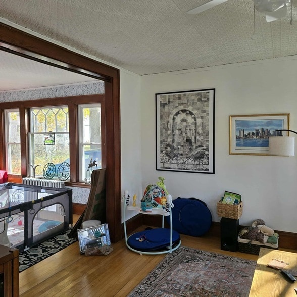 Building Photo - 67 Park St