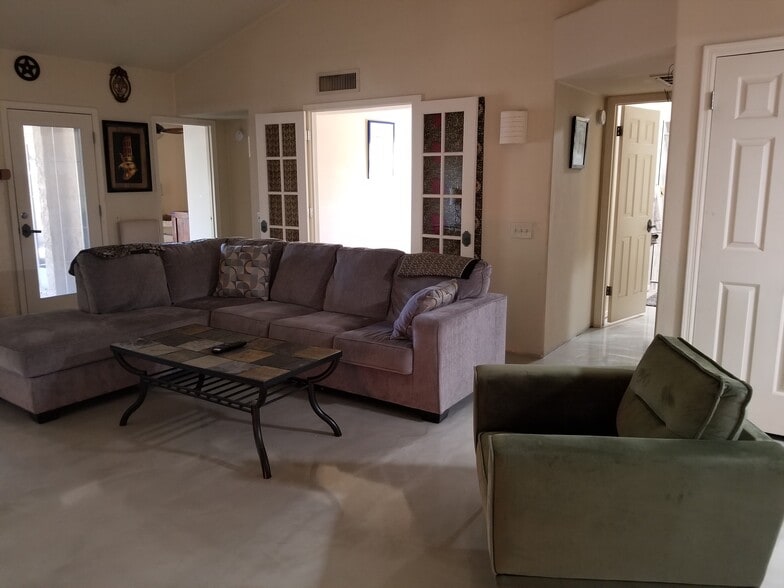 Building Photo - 16445 N 29th Dr