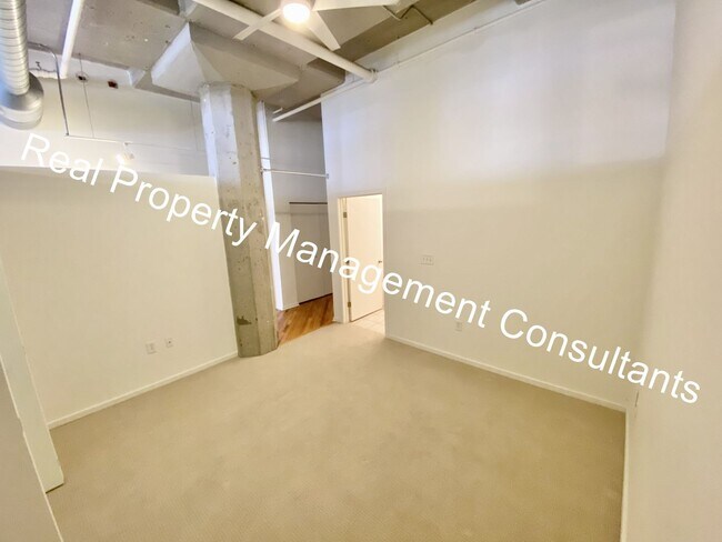 Building Photo - 2-Bedroom  in Western Auto Lofts