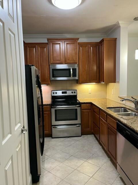 Building Photo - 77 Talon Ct