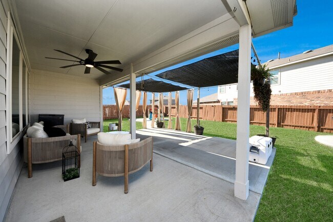 Building Photo - 4315 Nervesa Dr.