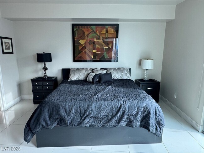 Building Photo - 222 Karen Ave