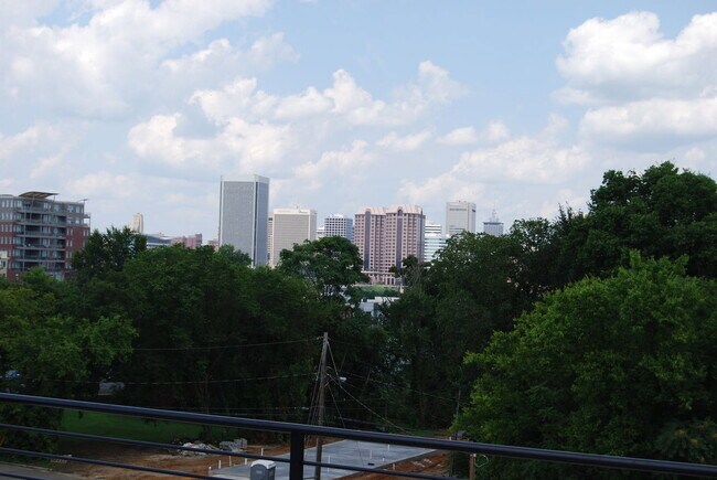Building Photo - 1109 Porter St