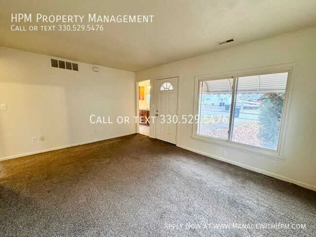 Building Photo - 1062 Merton Ave