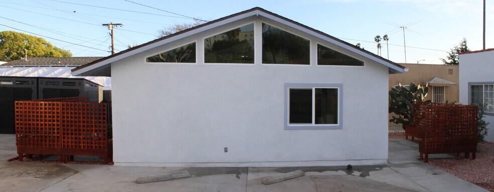Building Photo - 2826 8th Ave