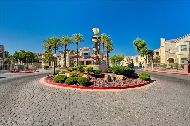 Building Photo - 10550 W Alexander Rd