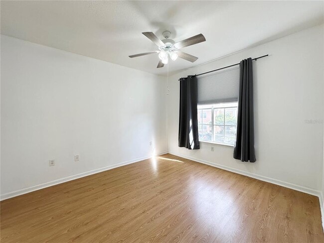 Building Photo - 12843 Madison Pointe Cir