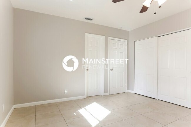 Building Photo - 3 Bedroom Pet-Friendly Home in Lauderhill, FL with Main Street Renewal