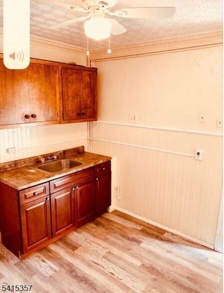 Building Photo - 144 Lawrence St