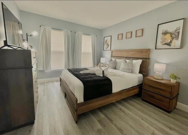 Building Photo - 2798 Club Cortile Cir