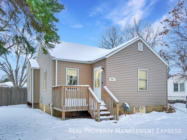 Building Photo - 2007 S Spring Ave