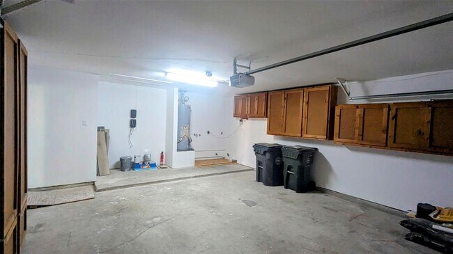 Building Photo - 3323 Peachwood Ln
