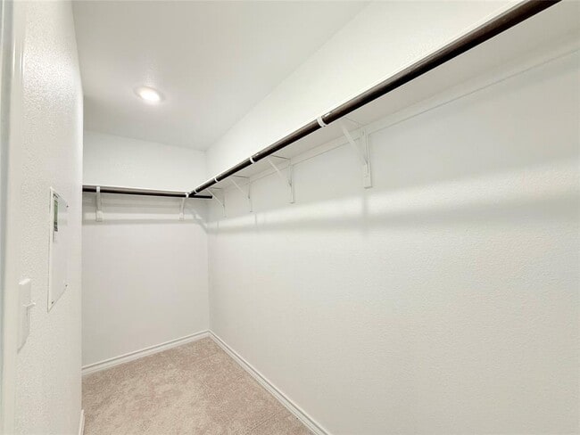 Building Photo - 7506 Elk Grove Path