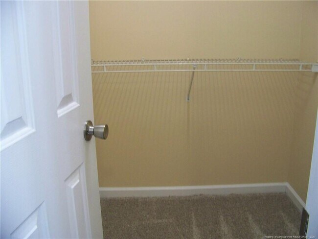 Building Photo - 1981 Wheeling St