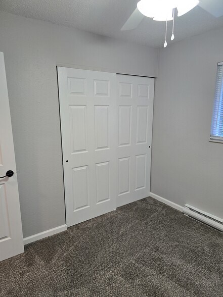 Bedroom - 5856 Acres Rd