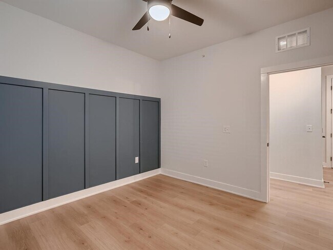 Building Photo - 3101 Govalle Ave