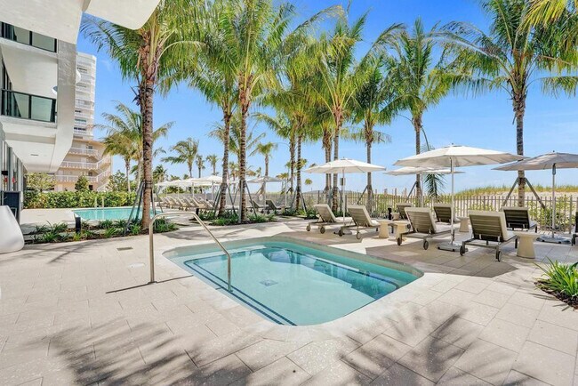 Building Photo - 900 N Ocean Blvd