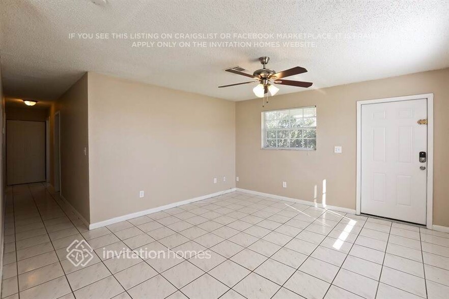 Building Photo - 11520 SW 193rd St