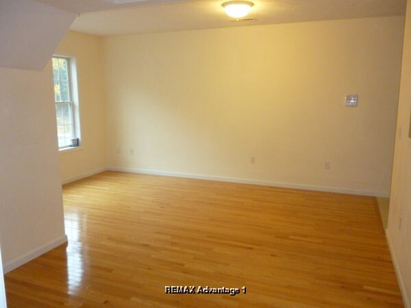 Building Photo - 50 Adams St