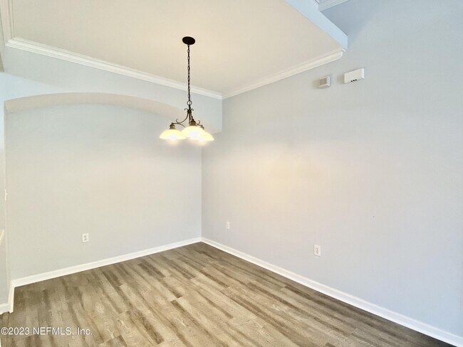 Building Photo - 10075 Gate Pkwy