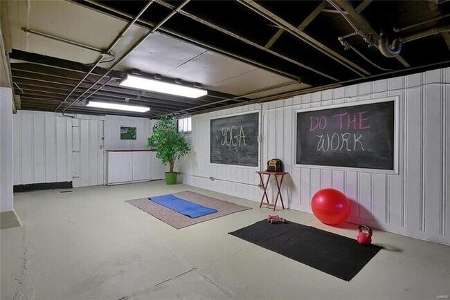 Building Photo - Fantastic 2bd/1ba home! Coming soon!