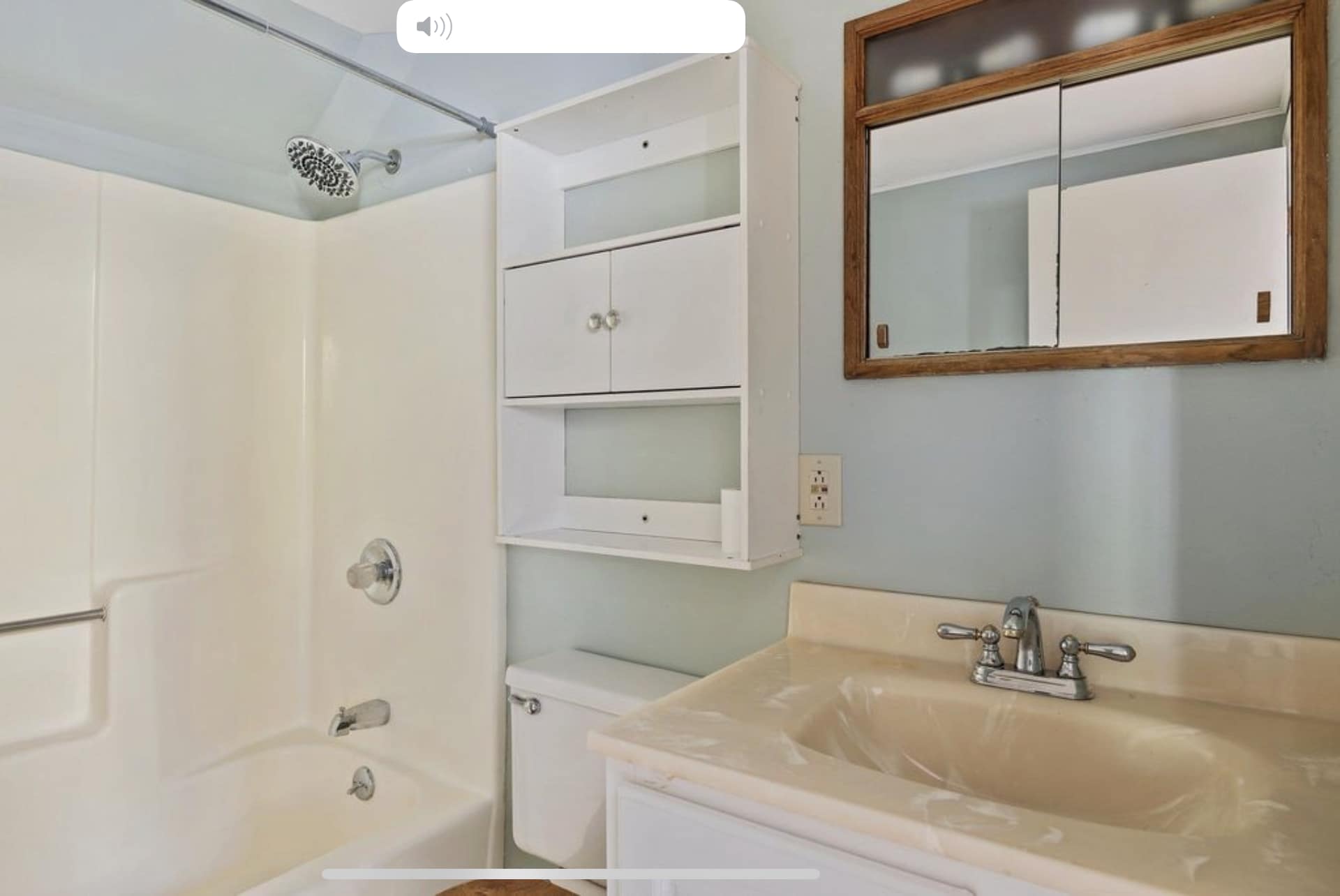 Full bathroom - 142 NH Route 25