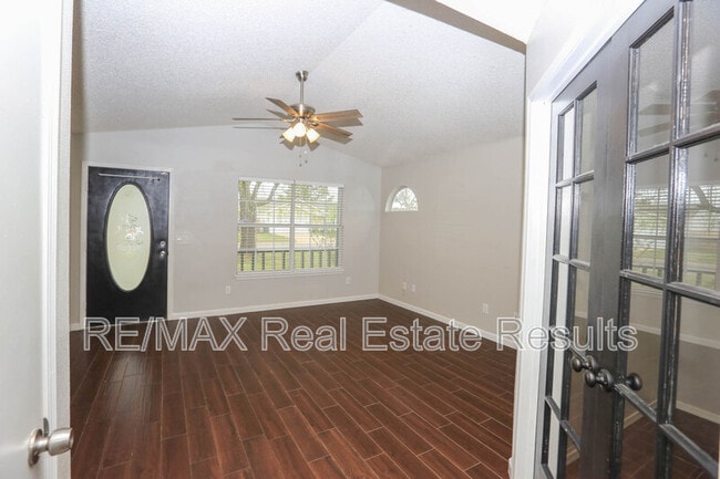 Building Photo - 3235 W Wildflower St