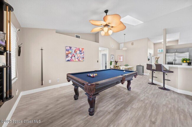 Building Photo - 2631 Canterbury Cir