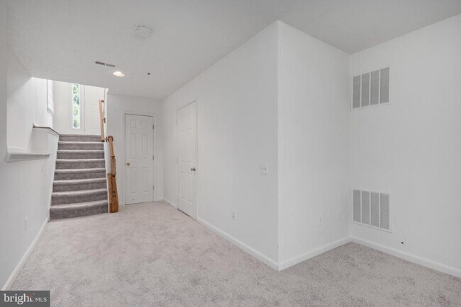 Building Photo - 18506 Carriage Walk Cir