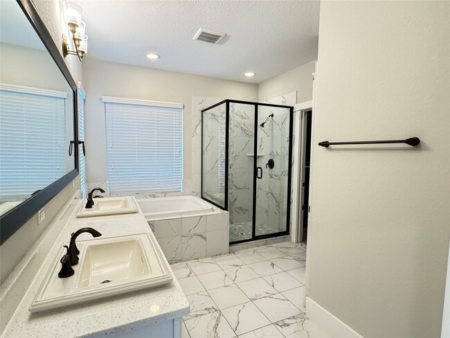 Building Photo - 12547 Malachite Wy
