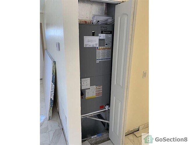 Building Photo - 801 Boynton Property