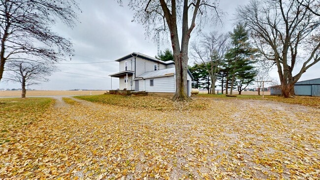 Building Photo - Country home in Willard!