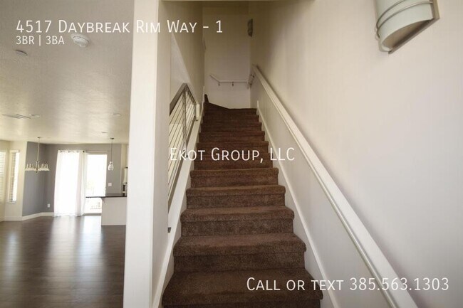 Building Photo - 4517 Daybreak Rim Way