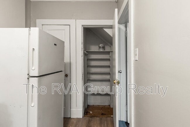 Building Photo - 2611 Grayland Ave