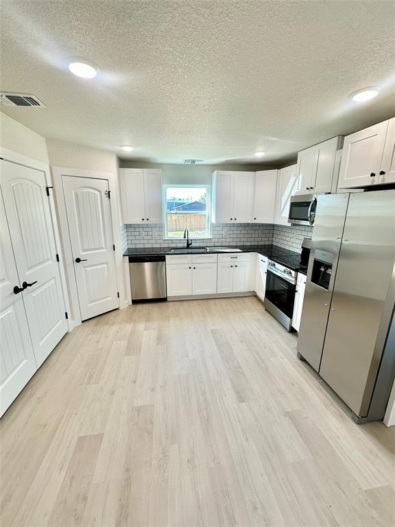 Building Photo - 1118 S 51st St