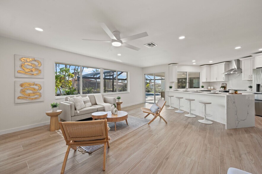 Building Photo - 210 Divinci Dr