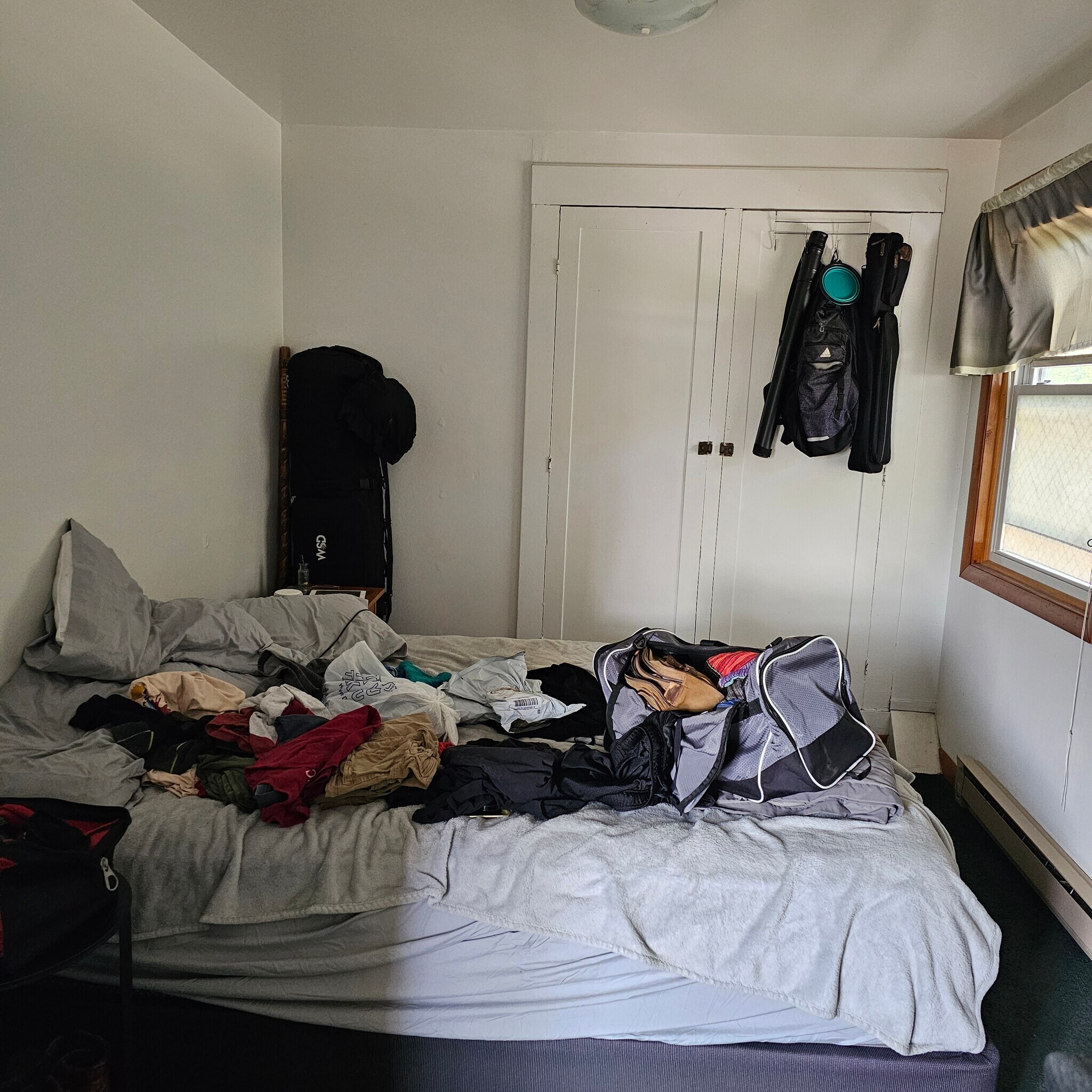 Bedroom with closet - 419 Franklin St